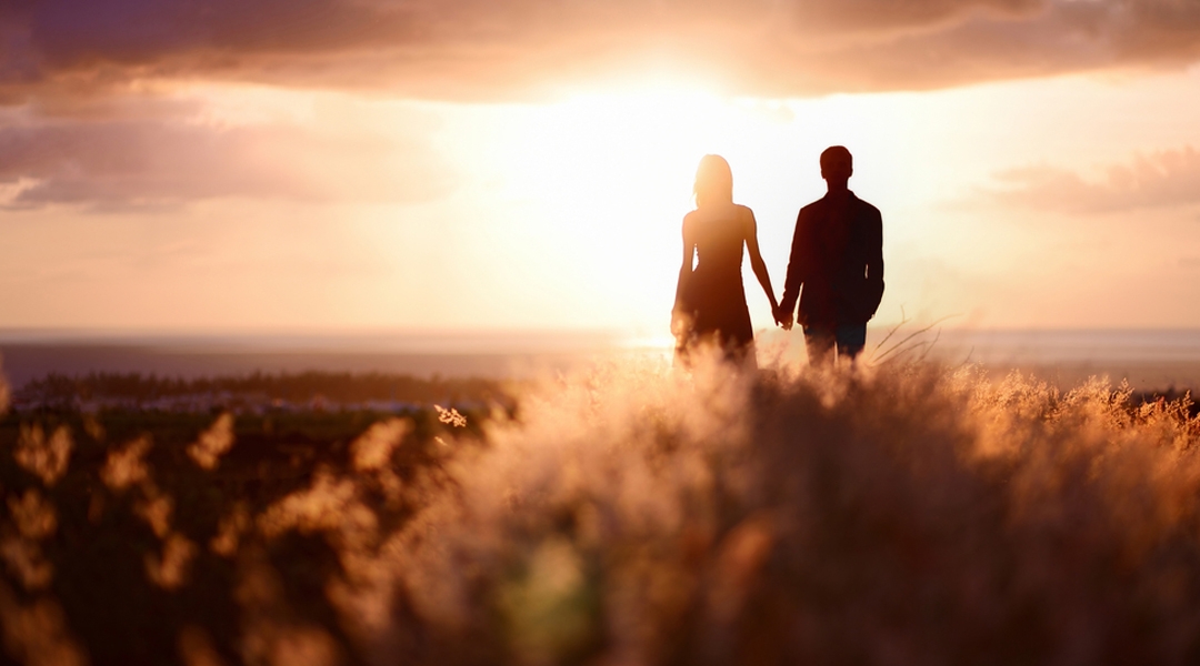 9 Things Every Couple Should Do
